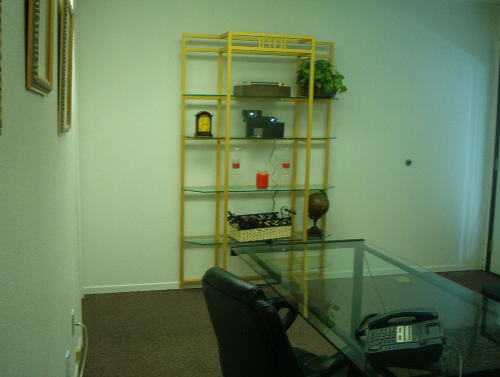 office 037