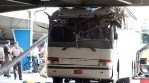 mh tour bus hits overpass miami airport 20121201