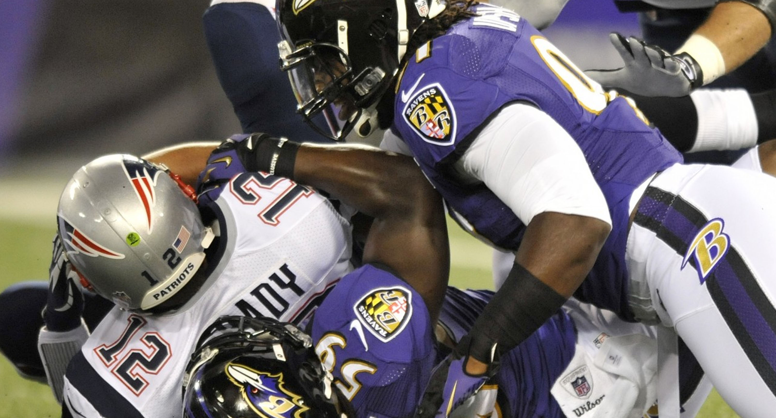 Baltimore Ravens in Denver to face the Broncos 16
