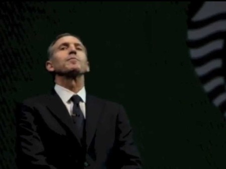 Starbucks CEO to anti-gay activists, You can sell your shares