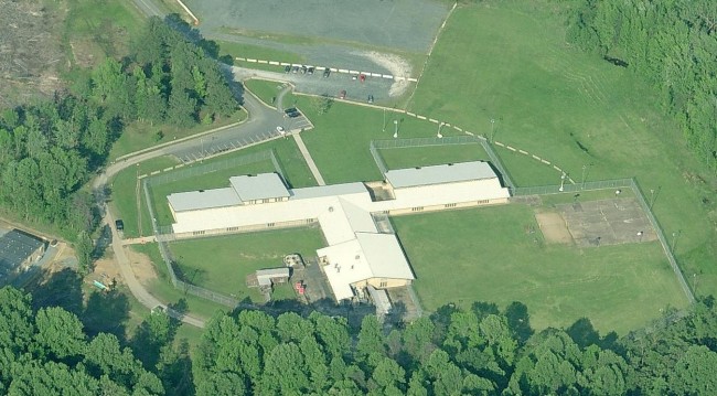 Quantico, Virginia lockdown has been lifted, as 3 U.S. Marines lost their lives (Video)