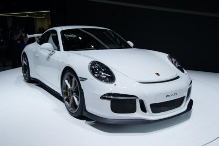 The New Porsche 911 Turbo (video)
