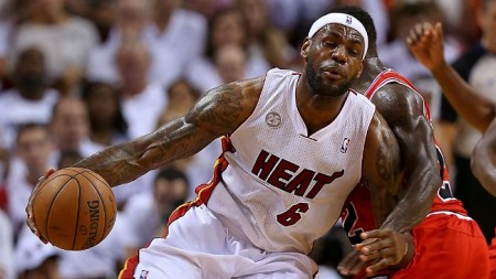 Miami Heat rout the Chicago Bulls, tying the series 1-1 1 Miami Heat rout the Chicago Bulls, tying the series 1-1