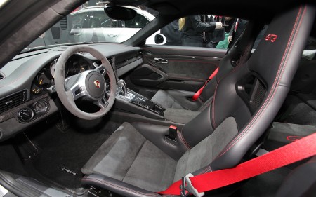 The New Porsche 911 Turbo (video)