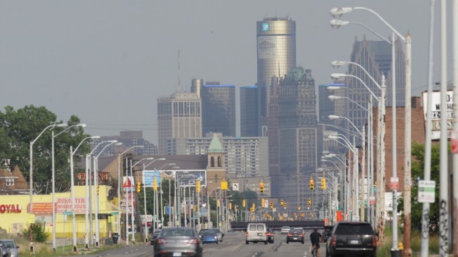 Detroit Officials File Bankruptcy but Judge Rejects Request