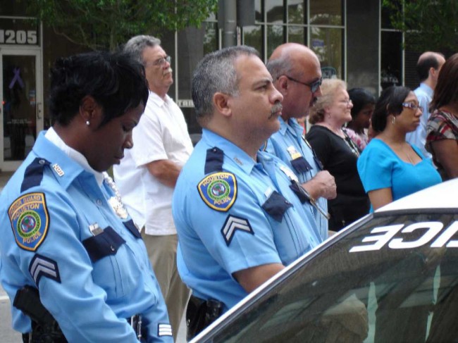 Houston Police Rescued Eight People kept in Captivity for Ten Years.