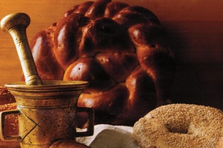 News of Rosh Hashanah While Rabbi Rocks it to Daft Punk! [Video]