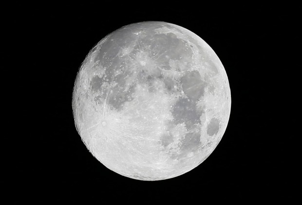 Moon May Be Younger Than Originally Thought 1 moon-620x420