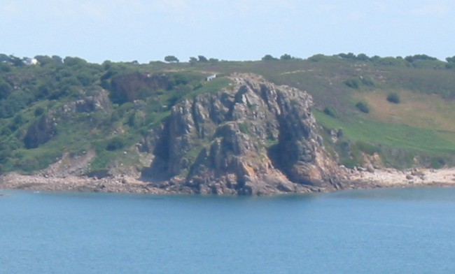 Rediscovered Neanderthal Site on Island of Jersey 1 La_Cotte_dé_Saint_Brélade