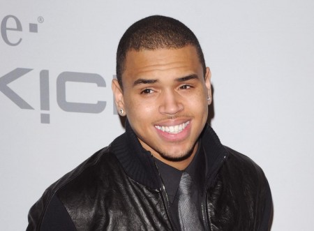 Chris Brown Voluntarily Enters Rehab to Avoid Jail