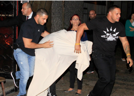 Justin Bieber Mishandles Career and Fame 1 Justin Bieber Mishandles Career and Fame