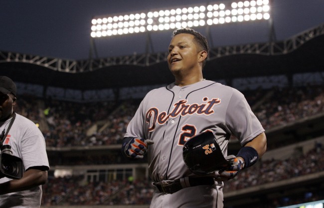 Miguel Cabrera Wins Back-to-Back MVPs Despite Injuries 1 barry-bonds-compares-miguel-cabrera