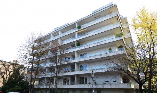 Art Looted by Nazis Found in Germany 1 Apartment in Munich where stolen art was found