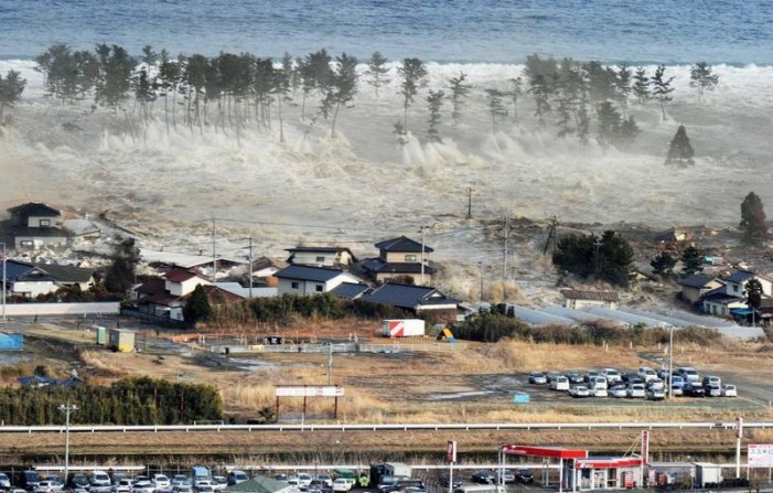 Slippery clay explains mystery of Tohoku-Oki earthquake and tsunami Slippery Clay Explains Mystery of Tohoku-Oki Earthquake and Tsunami