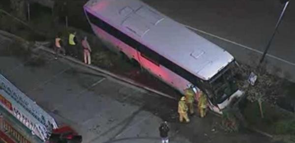 Tulare Tour Bus Crash Injures 17 Tulare Tour Bus