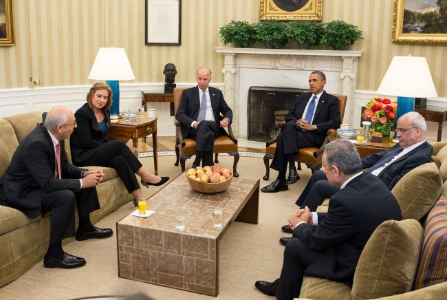 Obama Foreign Policy to be Tested by Syria Iran and Egypt Obama, foreign policy, iran, syria, egypt