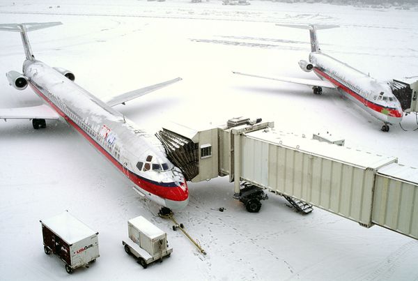 Weather Blasts the South With Ice and Snow