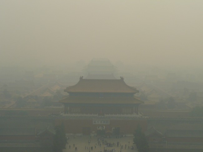 Beijing Pollution Prompts Chinese Man to Sue the Government Beijing