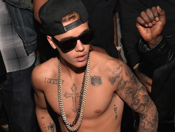 Justin Bieber's Bodyguard Caught With 10K Stolen Camera Justin Bieber's Bodyguard