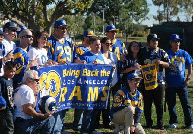 NFL Return Rams to Los Angeles