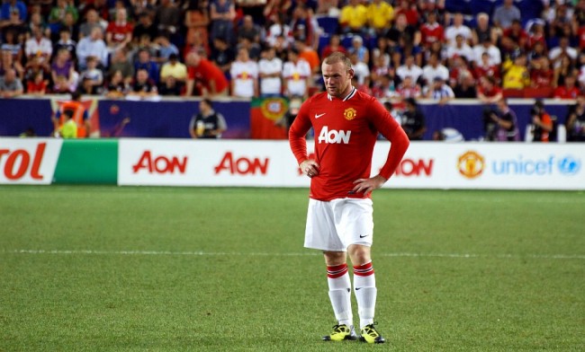 Manchester United and Arsenal in Stalemate 1 Manchester United and Arsenal played out a 0-0 stalemate in a night of few chances for both sides.