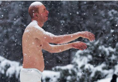 Wellesley All Girl College Screams at Nearly Nude Statue It’s a Man!