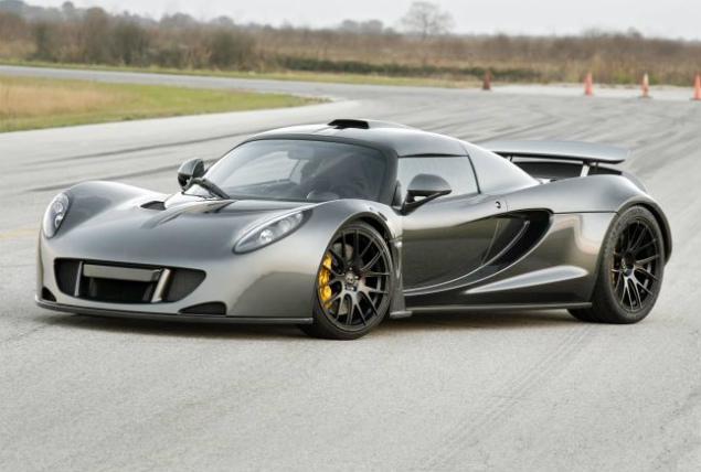Hennessey Venom GT: At 270 mph Sets New Speed Record