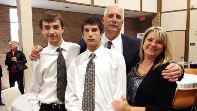 Texas Teen Brothers Diagnosed With Alport Syndrome 1 Texas