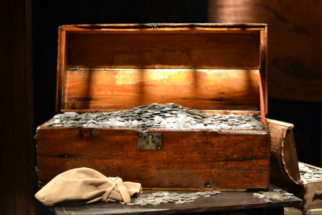 Real Pirates Bring Cache to San Diego 1 real pirates