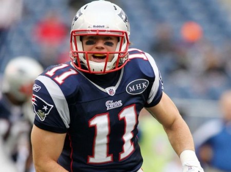 New England Re-Signs Julian Edelman