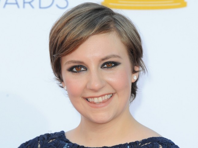 Lena Dunham is showing her pubic hair to slay a silly 