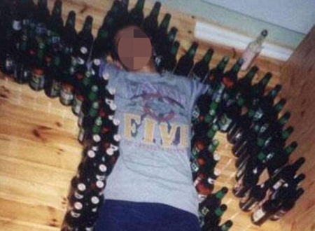 Twitter Closes Down Naughty Underage Teen Account