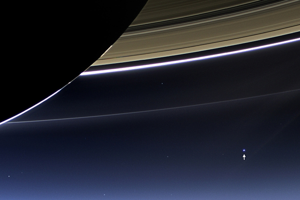 Moon Occults Saturn This Wednesday (Streaming Live) 1 Moon Occludes Saturn This Wednesday (Streaming Live)