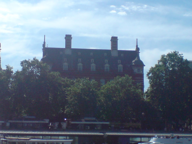 Scotland Yard Arrests Teen Boy Age 13 After Allegedly Murdering a Man During Break-In 1 Scotland Yard Arrests Teen Boy Age 13 After Allegedly Murdering a Man During Break-In