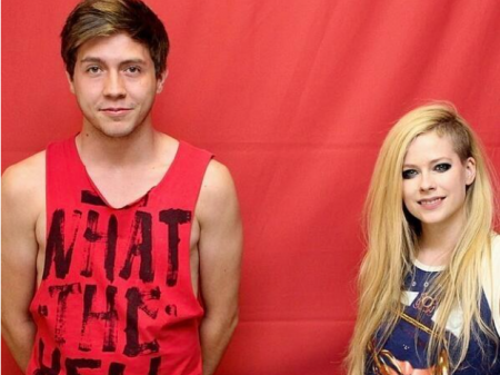 Avril Lavigne 'Don't Stand So Close To Me' Meet & Greet