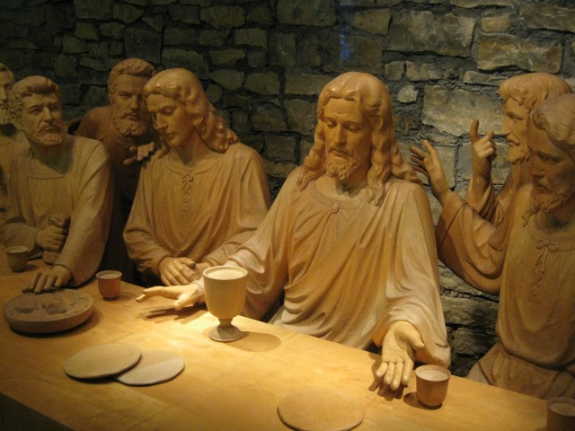 The Last Supper: Artist's Life-Size Wood Carving Masterpiece in Kansas City 1 The Last Supper by Domenic Zappia