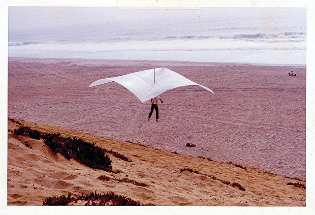 hang gliding