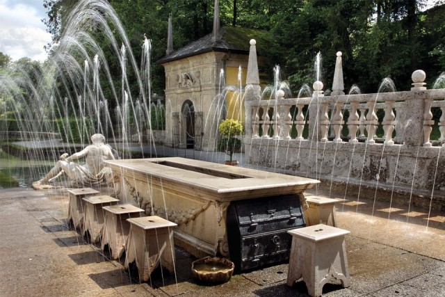 Hellbrunn Palace Humorous Trick Fountains Purposely Leave Visitors Soaked 1 Hellbrunn Palace, trick fountains