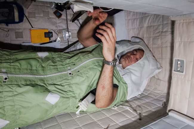 Astronauts Have a Hard Time Sleeping in Space astronauts