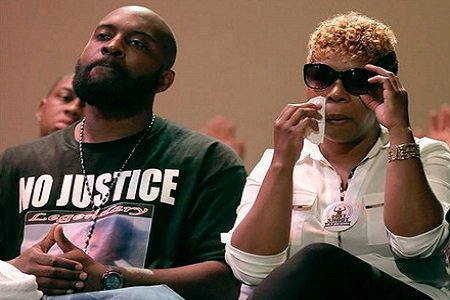 Ferguson Mourns the Loss of Michael Brown With a 'Day of Peace'