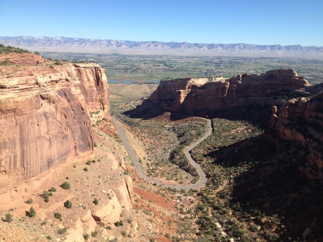 Colorado National Monument Sees 1800 Cyclists Tour the Moon colorado
