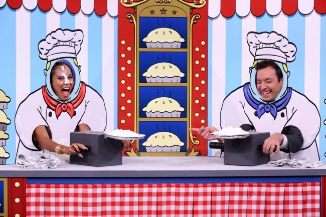 Jimmy Fallon and Jada Pinkett Smith Play 'Rock, Paper, Scissors and Pie' Jimmy Fallon