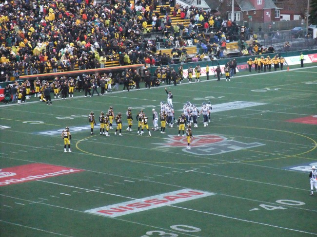Grey Cup Match Set Between Favored Calgary and Hamilton Grey Cup