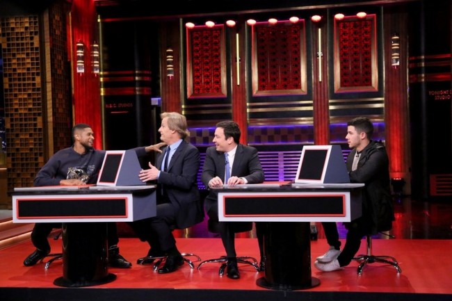Jimmy Fallon and Jeff Daniels Play 'Pyramid' on Tonight Show Jimmy Fallon
