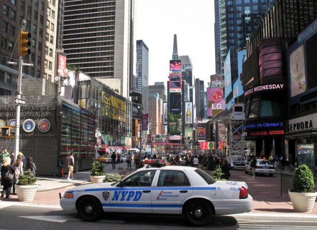 New York Elevator Shooting Leaves 2 Dead New York