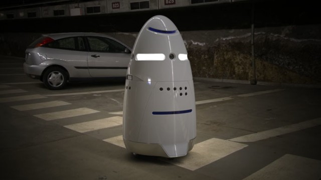 Security Robots Patrolling Silicon Valley, but No Robocop Yet