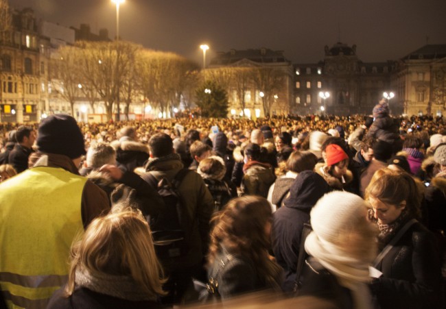 Terrorists Still at Large in Paris terrorists