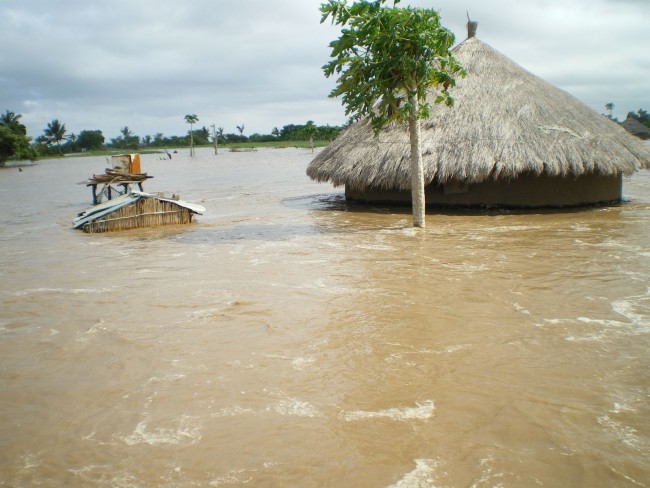 Flood Victims in Malawi Receive Assistance flood