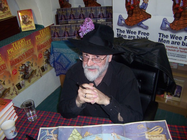 'Discworld' Author Terry Pratchett Dies in England Pratchett