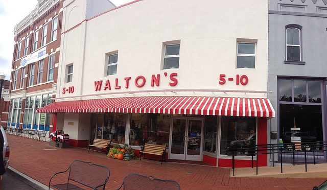 Arkansas Travel Rich and History Full